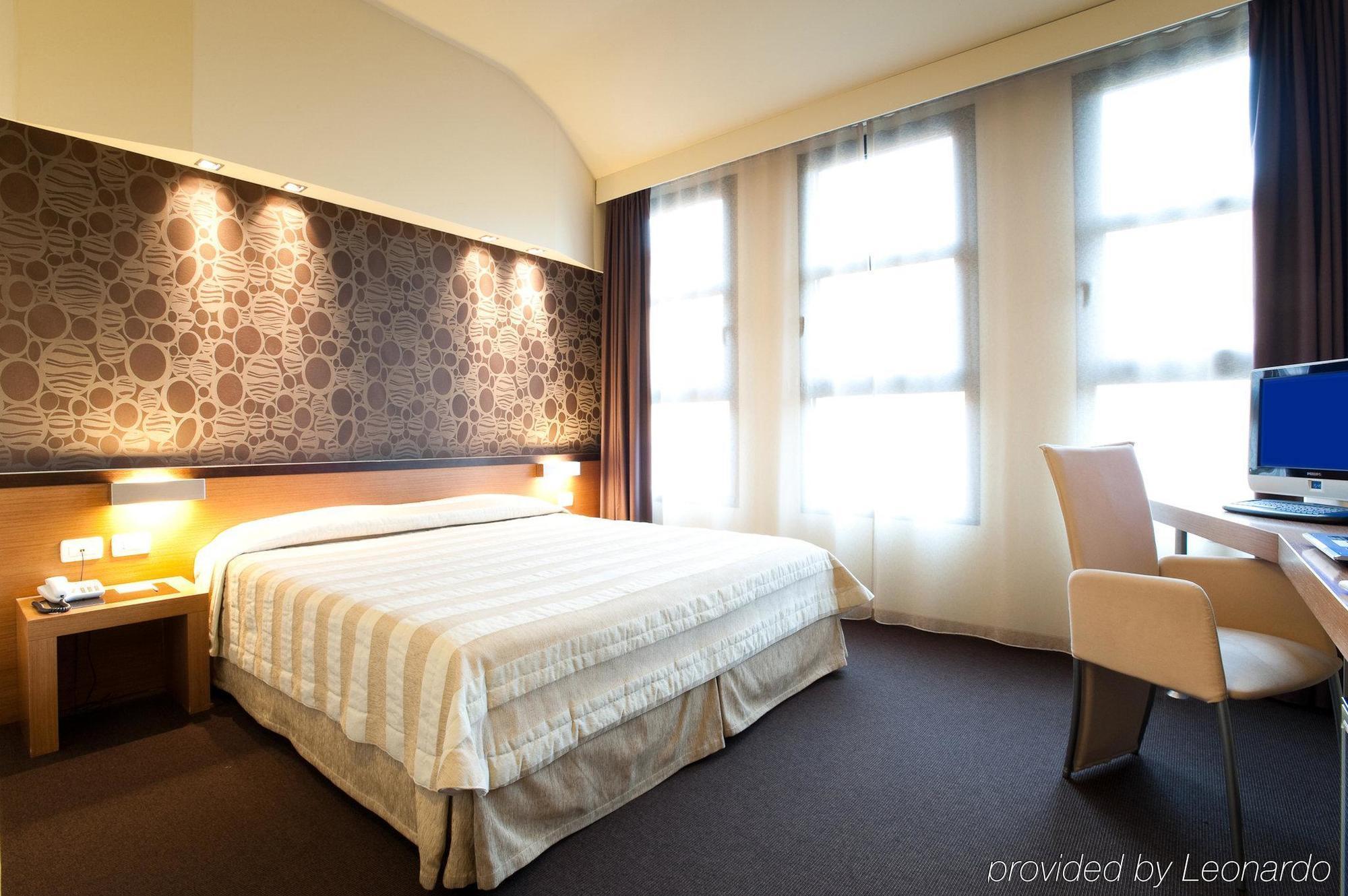 Hc3 Hotel Bologna Room photo
